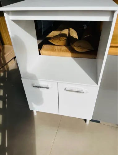 Balcão micro e forno novo duas portas ?