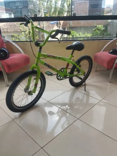 Bike BMX aro 20