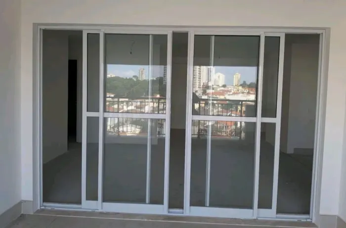 Porta Balcão branca 04 Folhas 3,10 x 2,10