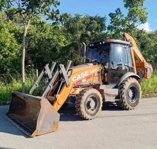 Retroescavadeira case 580n 2019