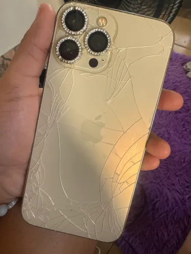 iPhone 13 Pro Max Dourado(LEIA A BIO antes de chamar!)