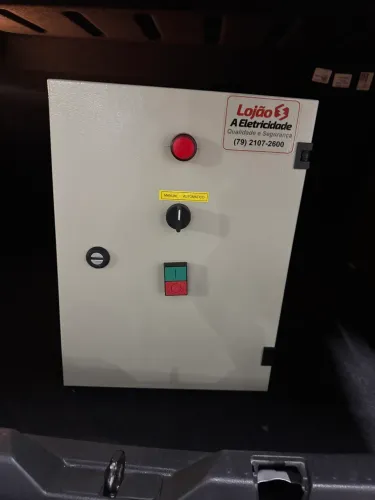 Quadro de Comando Elétrico Trifásico Manual/Automático - Novo