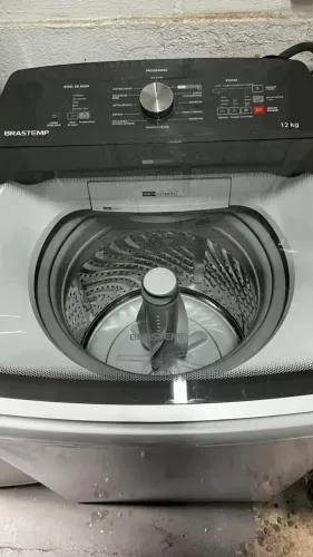 Máquina de Lavar Brastemp 12Kg Branca Água Quente com Ciclo Tira Manchas Pro