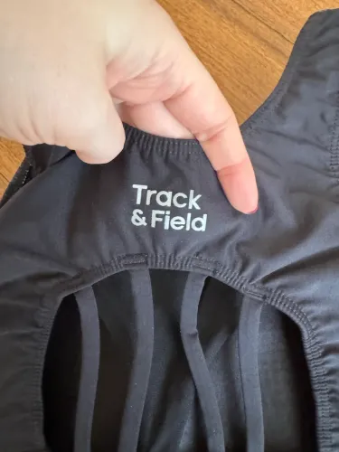 Top Track and Field preto P