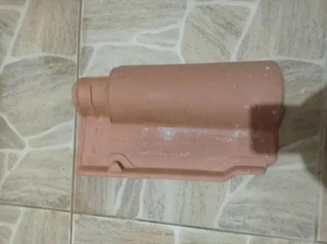 Telha portuguesa (um milheiro)