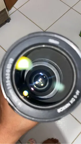 vendo lente Nikon AF-S DX NIKKOR 18-300mm f/3.5-6.3G ED VR - R$2.300