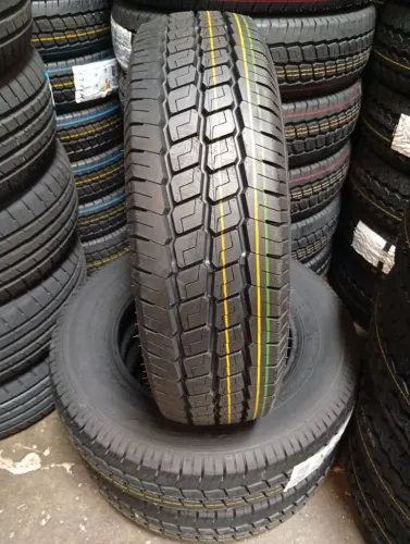 Pneu de carga aro 14 medida 185R14C na promoção, entrego a domicílio. R$ 400,00