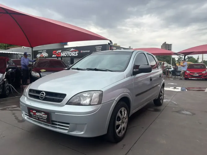 Chevrolet Corsa Hat. Maxx 1.8 MPFI 8V Flexpower 5P 2005