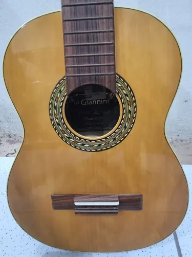 Violão Giannini