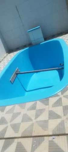 Pintura e concerto em piscinas