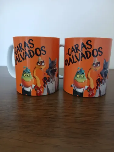 2 Canecas Plásticas infantis de Aniversário