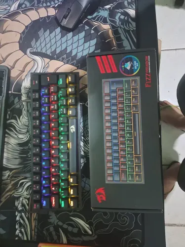 Redragon TECLADO MECANICO GAMER FIZZ RAINBOW PRETO SWITCH AZUL