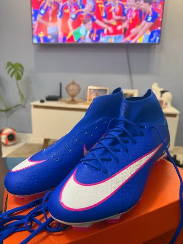Chuteira Campo Nike Mercurial Superfly 10 Academy