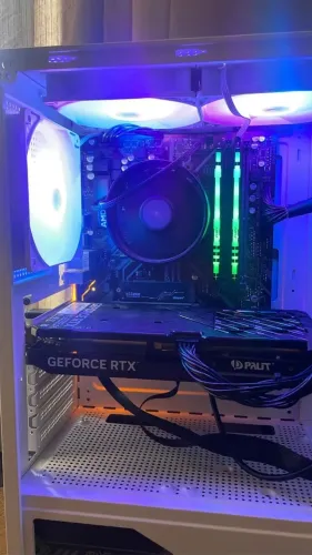 PC Gamer - RTX 4060. Roda tudo.