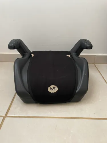 Cadeirinha de automóvel 