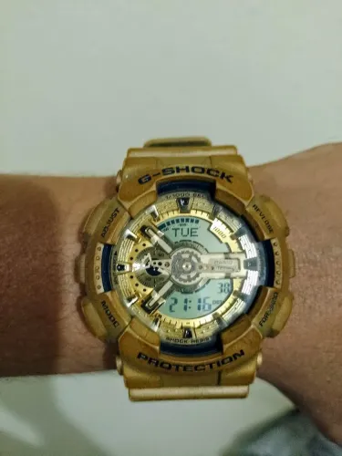 Relógio G-Shock Dourado 