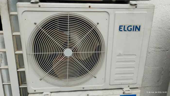 UNIDADE CONDENSADORA ELGIN 30.000 BTU 220 MOD HWFE30B2NA GÁS R410A