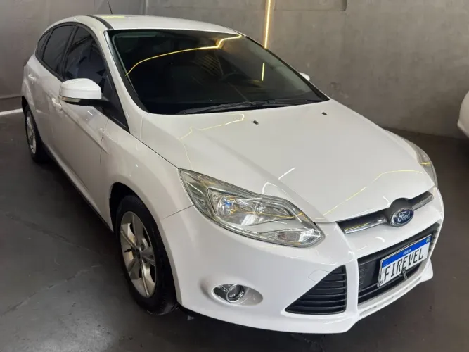 Ford Focus 1.6 S/se/se Plus Flex 8v/16v 5P 2014