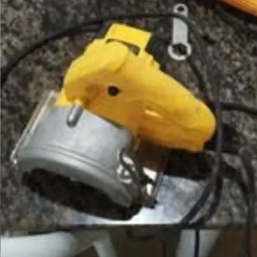 Vendo uma Makita e uma Esmerilhadeira