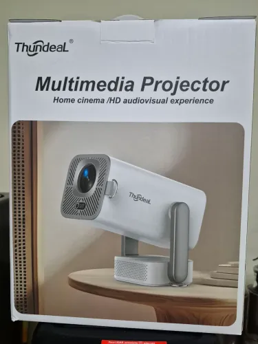 Projetor multimidia Thundeal