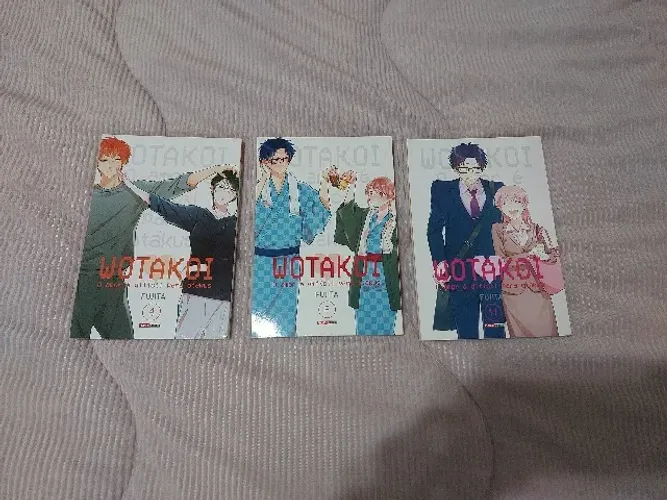 Mangás Wotakoi Volumes 4, 6 e 11
