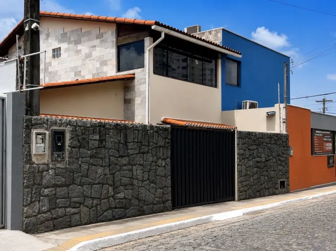 Alugo casa nova Parnamirim