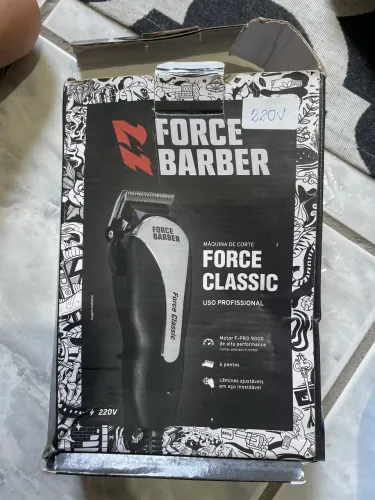 ? Máquina de Corte Force Barber Force Classic 220V - Profissional