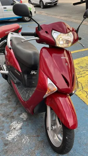 Honda Lead 110 ano 2011 muito nova