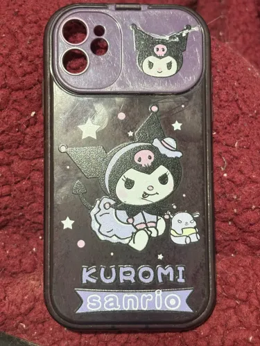 Capinhas de iPhone 11(venda individual) preta, transparente, e duas da hello kitty