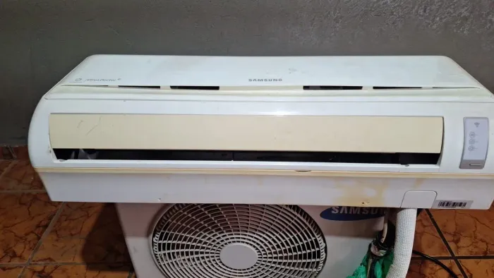 Ar Condicionado Split Samsung Digital Inverter 12.000 BTUs - Completo com Controle