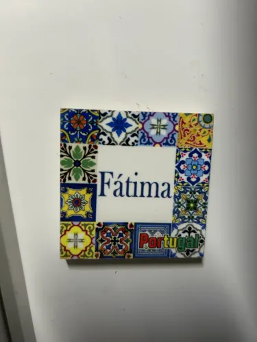 Imã de geladeira - Fátima 