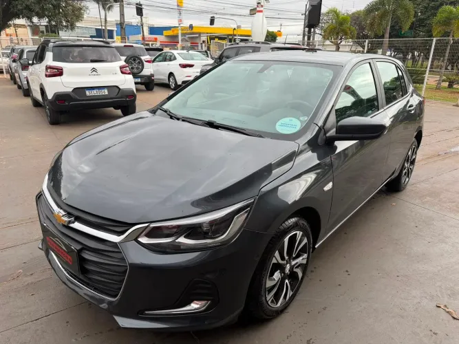 Chevrolet Onix Hatch Premier 1.0 12V TB Flex Aut. 4P 2025