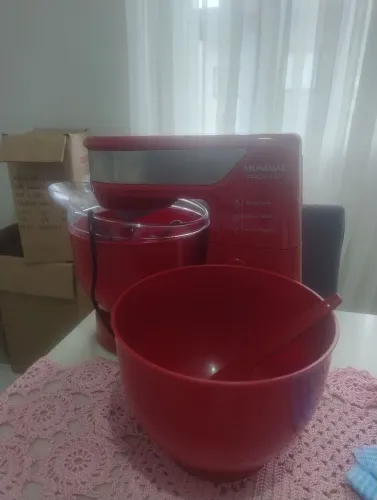 Batedeira semi nova