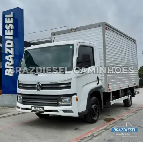 VW Express 2023, baú de 4,10 (Para dirigir com CNH B)