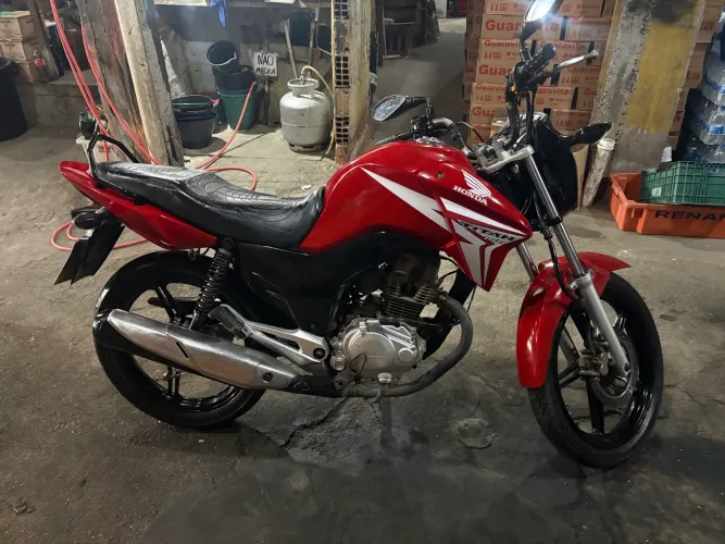 Honda Cg 150 fan ESDI 2015. Impecável/ toda revisada 