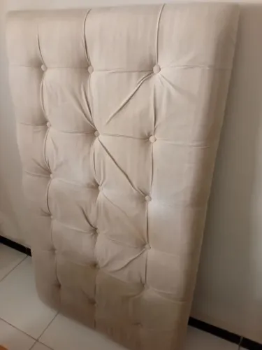 Cabeceira de cama estafada