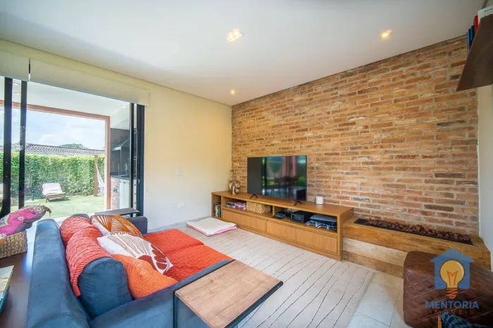 Casa a venda no condomínio Reserva Vale Verde