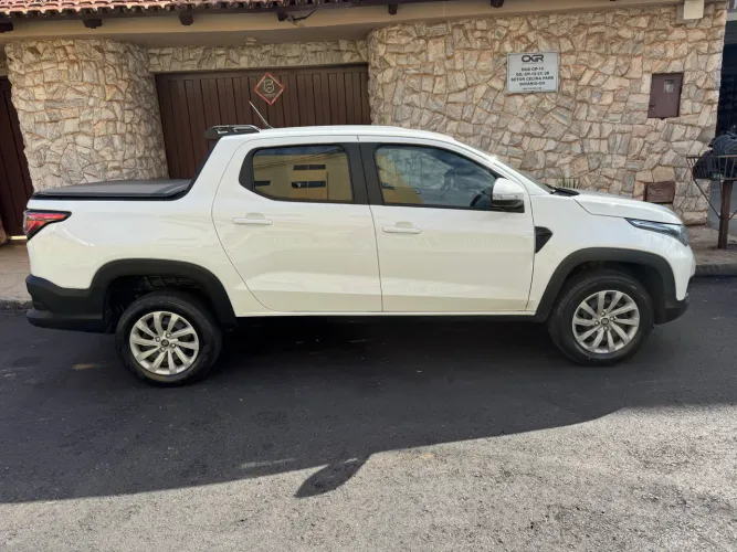 Fiat Strada Freedom 1.3 Flex 8V CD 2024