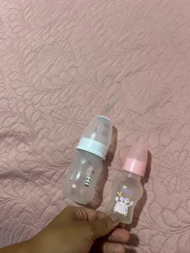 Mamadeira e chupetas com prendedor