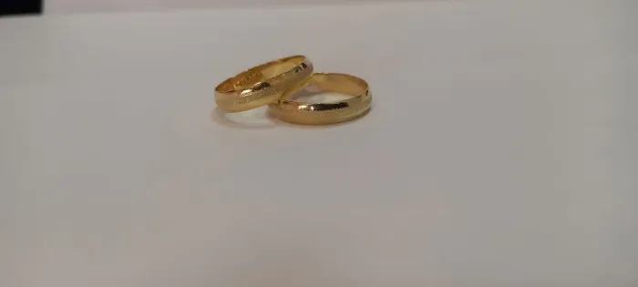 1 par de aliança em ouro 10k 