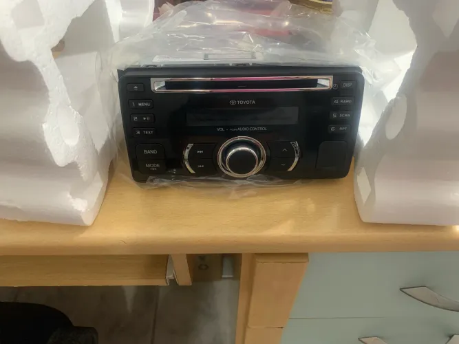 Som automotivo original NOVO ( nunca foi instalado)