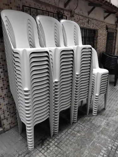 Cadeira Plástica NOVO MUNDO Alra Qualidade Resistência KL90