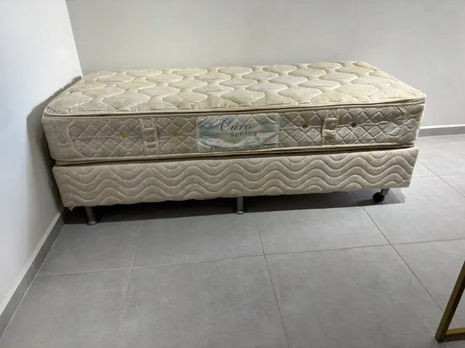 Cama solteiro Ortobom Ouro Spring