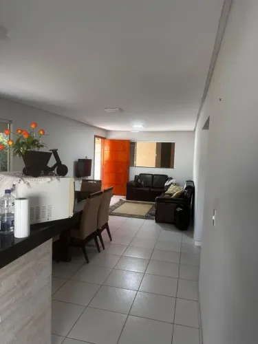 CASA À VENDA EM TRÊS RANCHOS - GO