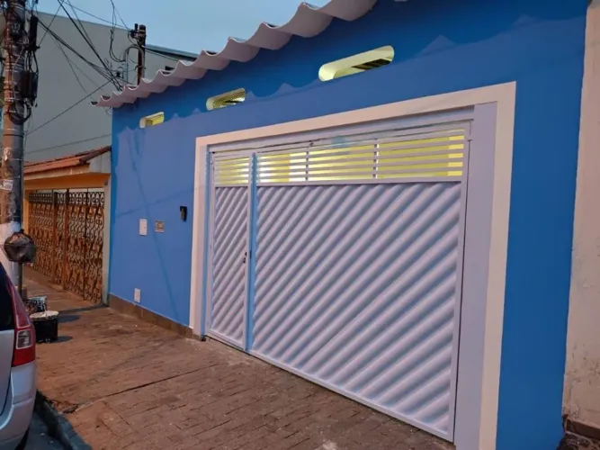 Casa com 3 quartos à venda, 260 m² por R$ 695.000 - Vila Barros - Guarulhos/SP