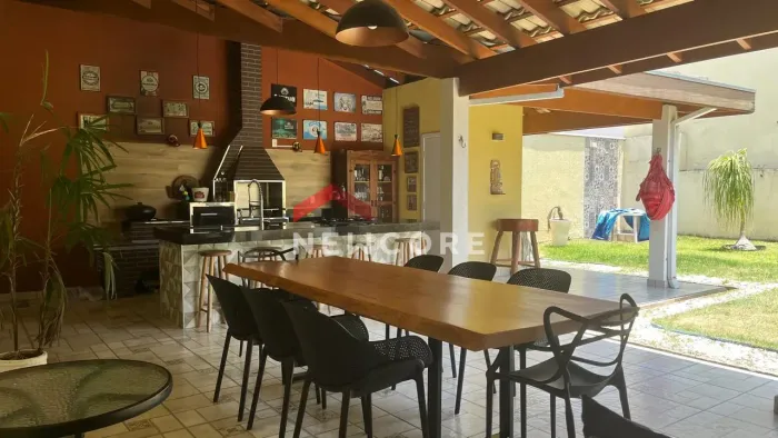Casa de condomínio em Avenida José Candido Porto - Loteamento Villa Branca - Jacareí/SP