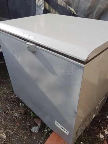 Freezer bom estado 220 volts
