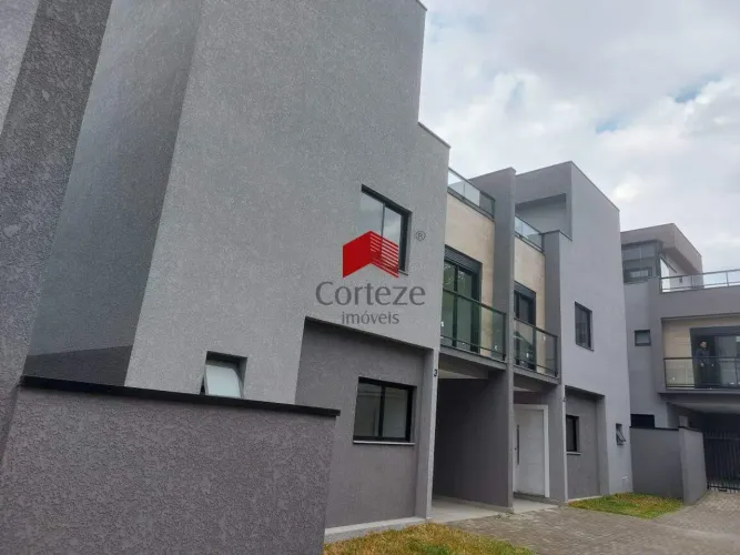 Sobrado em condomínio com 124m² 3 quartos, à venda, no bairro Uberaba em Curitiba