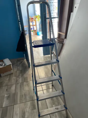 Escada de m alumínio