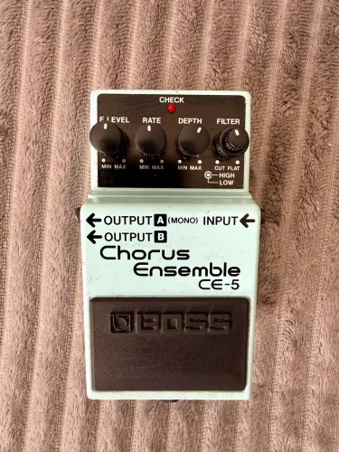 Pedal Boss CE-5 Chorus Ensemble